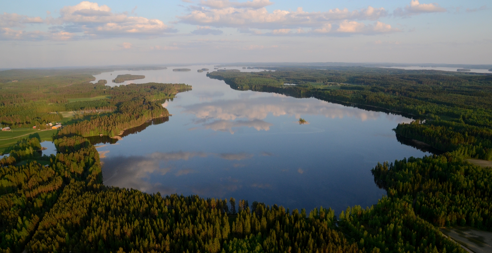 Sammalislahti ja järvihän on edelleen Pohjois-Konnevettä