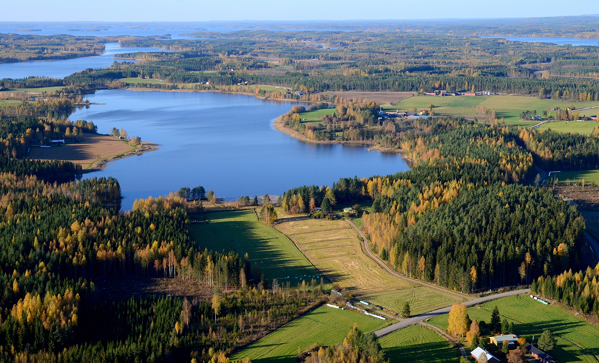 Pasalajärvi ruskan aikaan. 1.10.2014